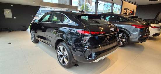 AUDI-Q3-2026