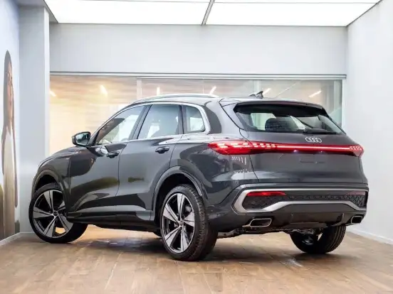 AUDI-Q5-2026