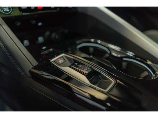 AUDI-Q5-2025