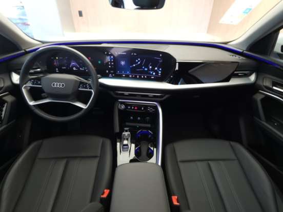 AUDI-Q5-2.0 TFSI GASOLINA ADVANCED QUATTRO S TRONIC AUDI-Q5-2025