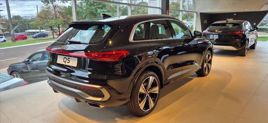 AUDI-Q5-2026
