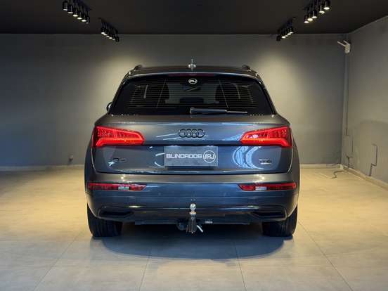 AUDI-Q5-2017