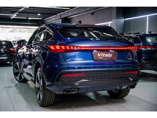 AUDI-Q5-2025