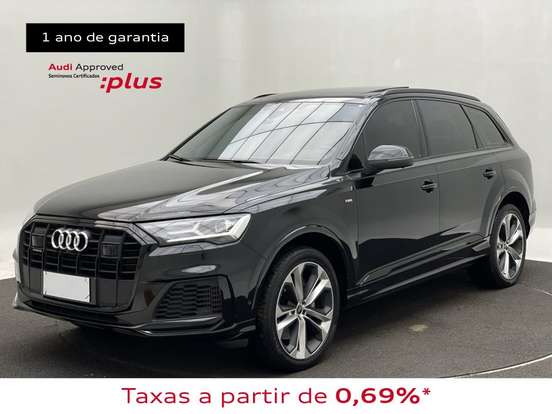 AUDI-Q7-2022