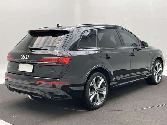 AUDI-Q7-3.0 55 TFSI GASOLINA PERFORMANCE BLACK QUATTRO TIPTRONIC AUDI-Q7-2022