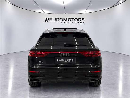 AUDI-Q8-3.0 TFSI GASOLINA PERFORMANCE BLACK QUATTRO TIPTRONIC AUDI-Q8-2025