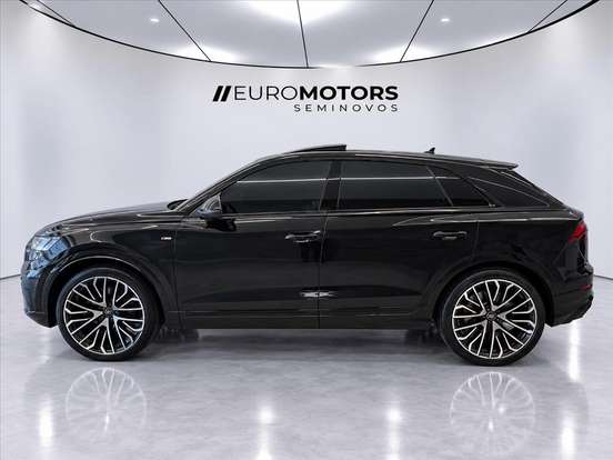 AUDI-Q8-3.0 TFSI GASOLINA PERFORMANCE BLACK QUATTRO TIPTRONIC AUDI-Q8-2025