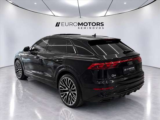 AUDI-Q8-3.0 TFSI GASOLINA PERFORMANCE BLACK QUATTRO TIPTRONIC AUDI-Q8-2025