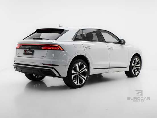 AUDI-Q8-3.0 TFSI GASOLINA PERFORMANCE BLACK QUATTRO TIPTRONIC AUDI-Q8-2023