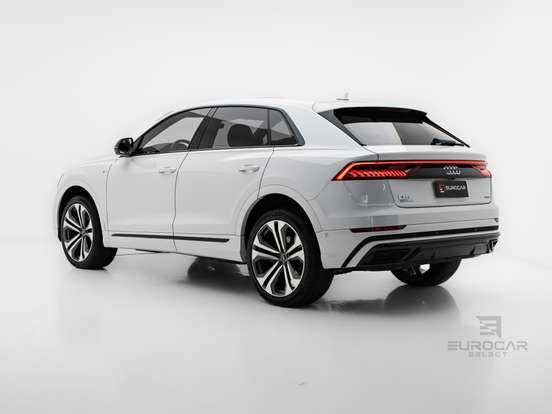 AUDI-Q8-3.0 TFSI GASOLINA PERFORMANCE BLACK QUATTRO TIPTRONIC AUDI-Q8-2023