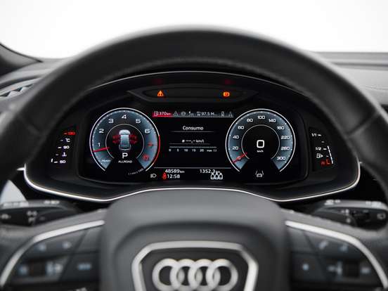 AUDI-Q8-3.0 TFSI GASOLINA PERFORMANCE BLACK QUATTRO TIPTRONIC AUDI-Q8-2023