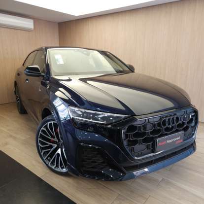 AUDI-Q8-2025