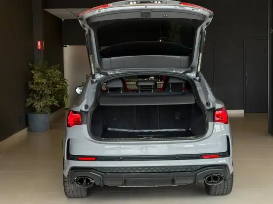 AUDI-RS Q3-2020