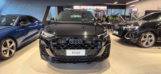 AUDI-RS Q8-2026