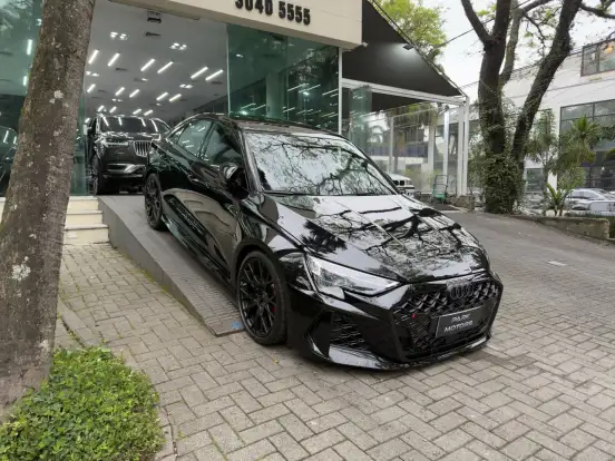 AUDI-RS3-2025