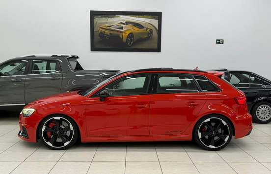 AUDI-RS3-2017
