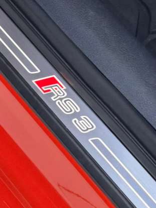 AUDI-RS3-2017