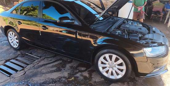 AUDI-A4-2.0 TFSI ATTRACTION 180CV GASOLINA 4P MULTITRONIC AUDI-A4-2012