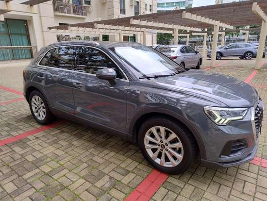 AUDI-Q3-2020