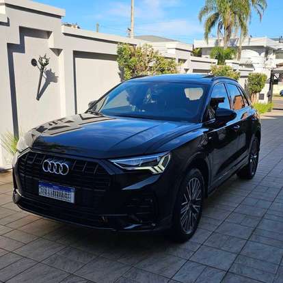 AUDI-Q3-2023