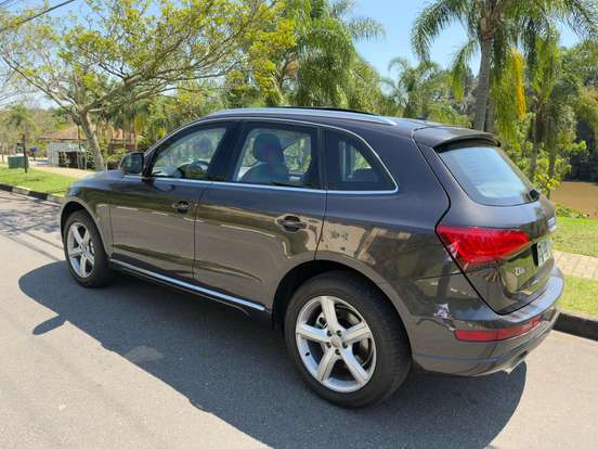 AUDI-Q5-2014