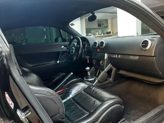AUDI-TT-1.8 20V TURBO GASOLINA 2P MANUAL AUDI-TT-2004