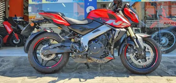 BAJAJ DOMINAR NS400Z 