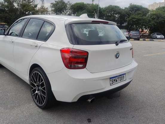 BMW-116i-1.6 16V TURBO GASOLINA 4P AUTOMÁTICO BMW-116i-2013