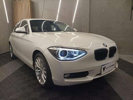 BMW-118i-2014