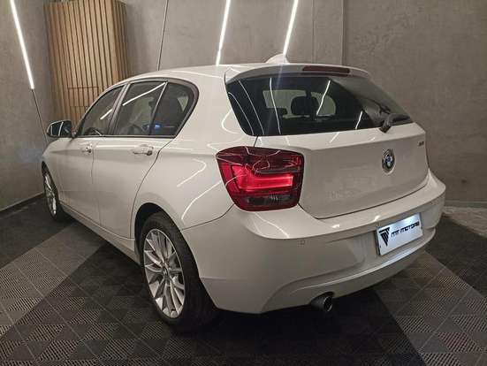BMW-118i-2014
