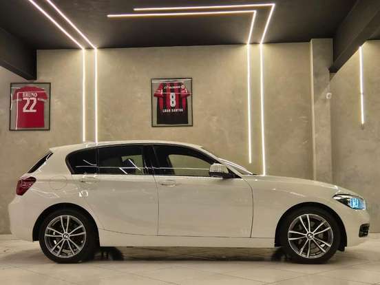 BMW-120i-2.0 16V GASOLINA SPORT 4P AUTOMÁTICO BMW-120i-2019