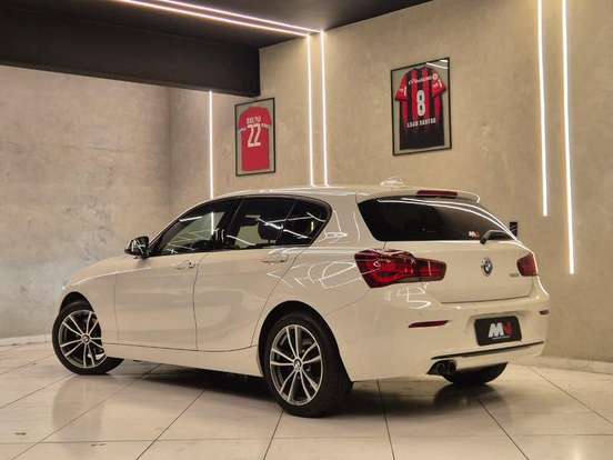 BMW-120i-2.0 16V GASOLINA SPORT 4P AUTOMÁTICO BMW-120i-2019