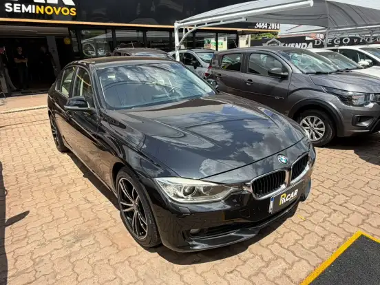BMW-320i-2013