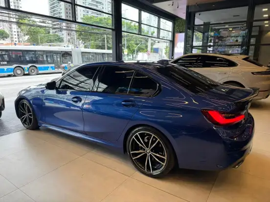 BMW-320i-2.0 16V TURBO FLEX M SPORT AUTOMÁTICO BMW-320i-2022