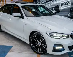 BMW 320i 2.0 16V TURBO GASOLINA M SPORT AUTOMÁTICO BMW 320i 2.0 16V TURBO GASOLINA M SPORT AUTOMÁTICO