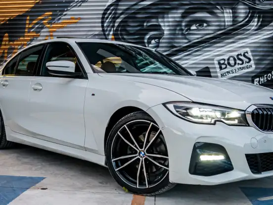 BMW-320i-2.0 16V TURBO GASOLINA M SPORT AUTOMÁTICO BMW-320i-2020