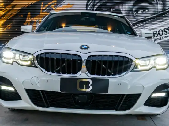 BMW-320i-2.0 16V TURBO GASOLINA M SPORT AUTOMÁTICO BMW-320i-2020