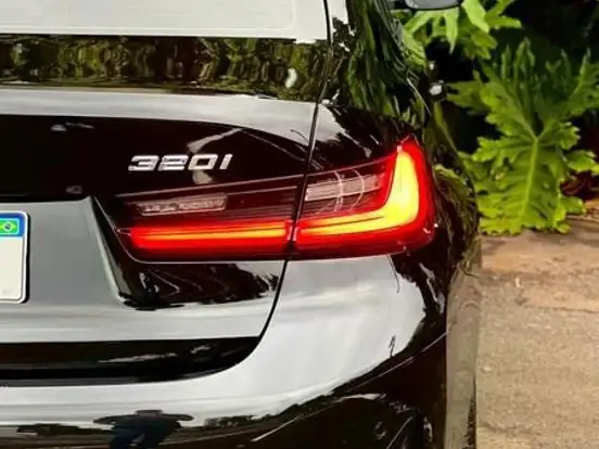 BMW-320i-2.0 16V TURBO GASOLINA SPORT GP AUTOMÁTICO BMW-320i-2020