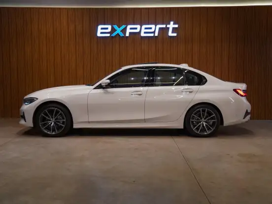 BMW-320i-2.0 16V TURBO GASOLINA SPORT GP AUTOMÁTICO BMW-320i-2019