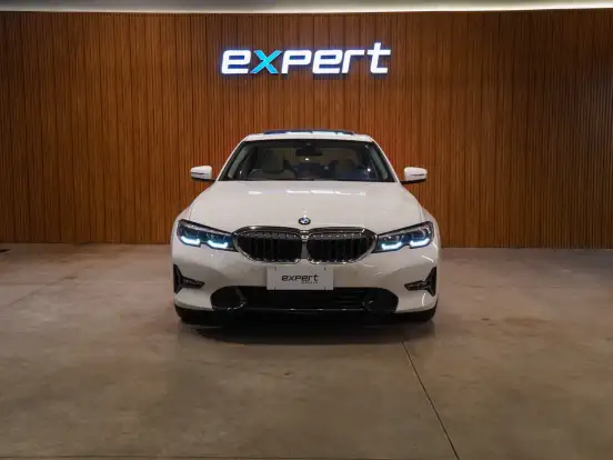 BMW-320i-2.0 16V TURBO GASOLINA SPORT GP AUTOMÁTICO BMW-320i-2019