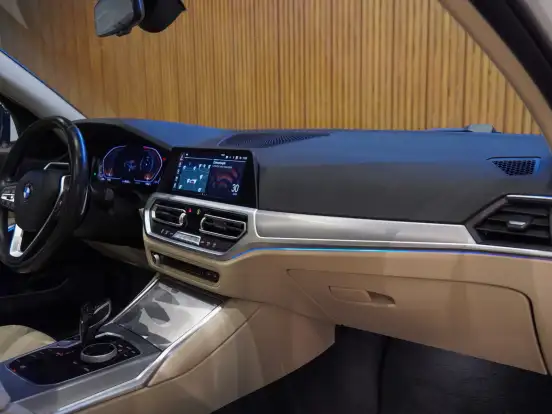BMW-320i-2.0 16V TURBO GASOLINA SPORT GP AUTOMÁTICO BMW-320i-2019