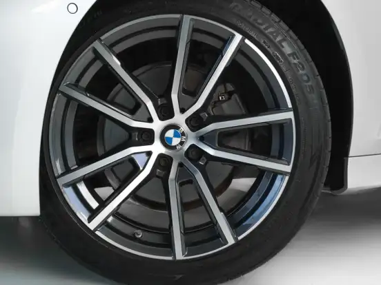 BMW-320i-2.0 16V TURBO GASOLINA SPORT GP AUTOMÁTICO BMW-320i-2020