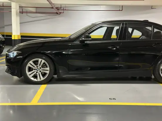 BMW-320i-2017