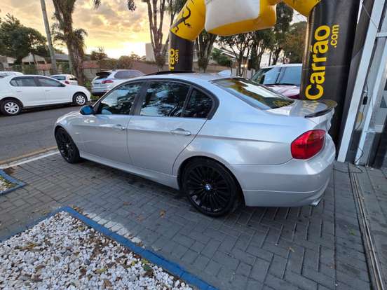 BMW-320i-2.0 16V GASOLINA 4P AUTOMÁTICO BMW-320i-2008