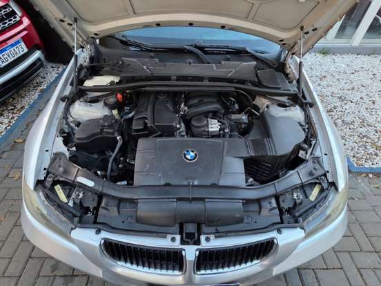 BMW-320i-2.0 16V GASOLINA 4P AUTOMÁTICO BMW-320i-2008