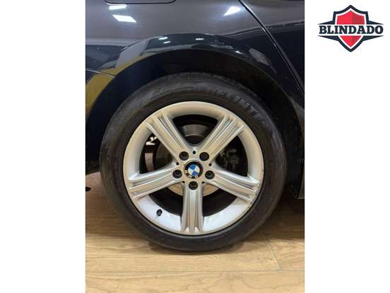 BMW-320i-2.0 16V TURBO ACTIVE FLEX 4P AUTOMÁTICO BMW-320i-2015