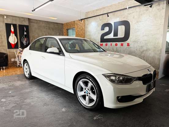 BMW-320i-2014