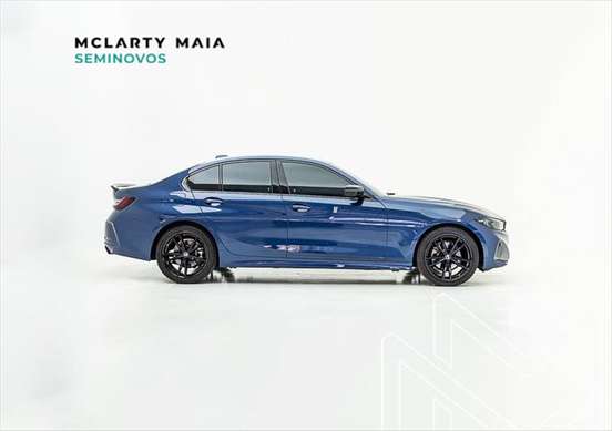 BMW-320i-2023