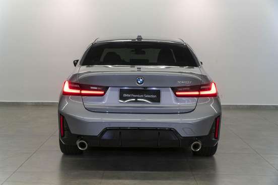 BMW-320i-2024