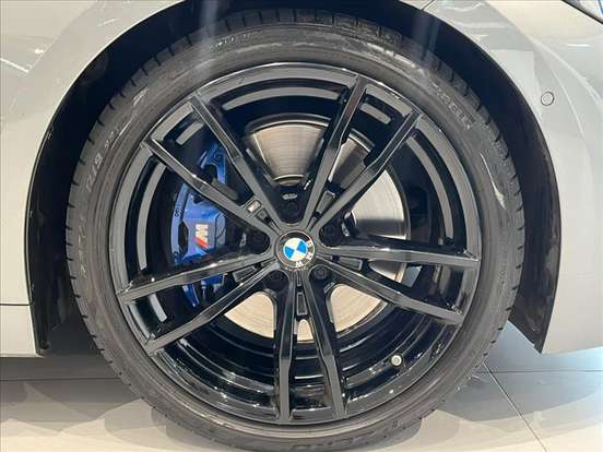 BMW-320i-2.0 16V TURBO FLEX M SPORT AUTOMÁTICO BMW-320i-2024